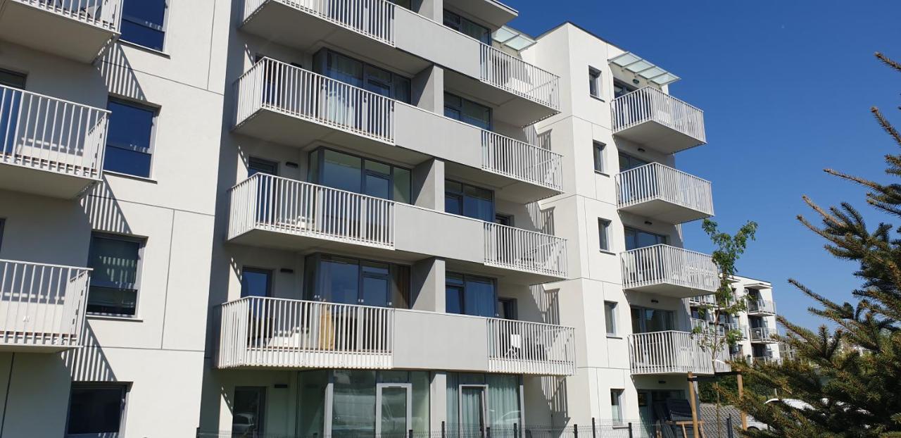 Nowoczesny Apartament Z Garazem Morelova Gdańsk Exterior foto