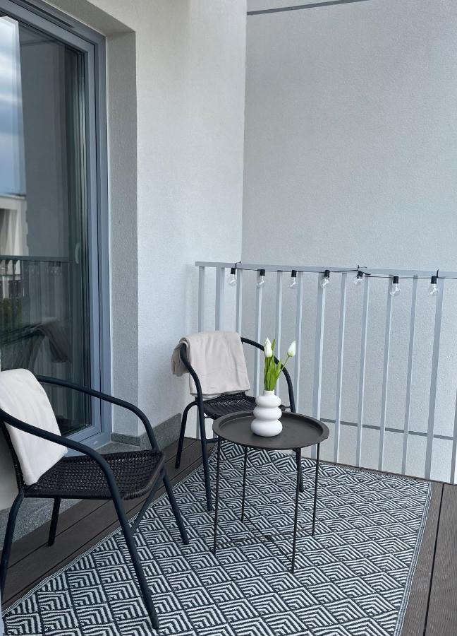 Nowoczesny Apartament Z Garazem Morelova Gdańsk Exterior foto